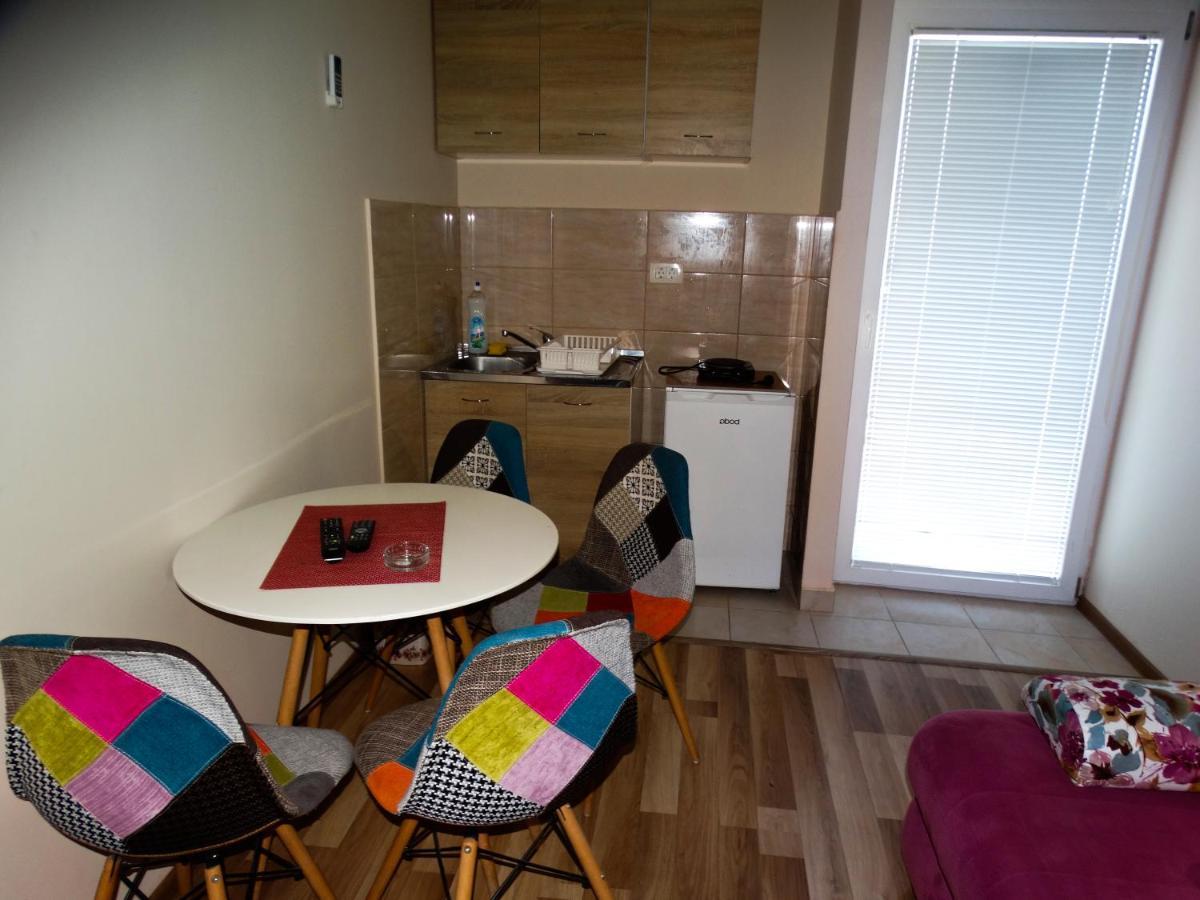 Post Office Center Apartments Budua Esterno foto